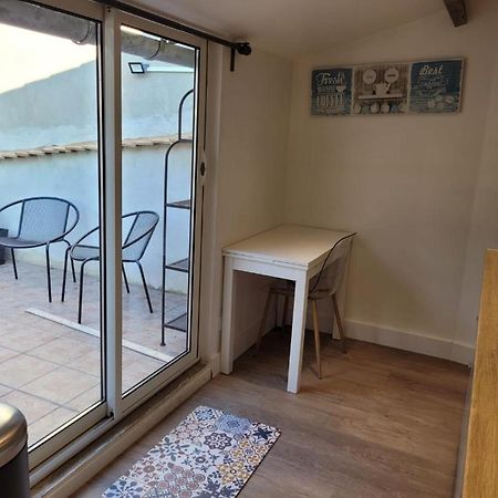 Studio Avignon Place Des Corps Saints Apartment Екстериор снимка